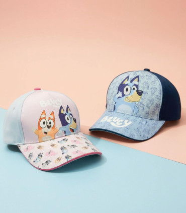 ȘAPCĂ PENTRU COPII CU COZOROC 53 CM BLUEY 2 MODELE Cerda