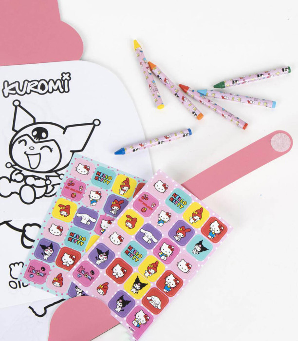 SET DE COLORAT CU PASTELE HELLO KITTY Cerda