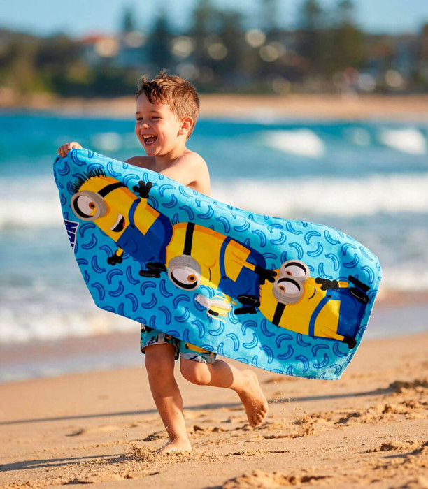 CHILDREN'S TOWEL MINIONS 70X140 CM Cerda