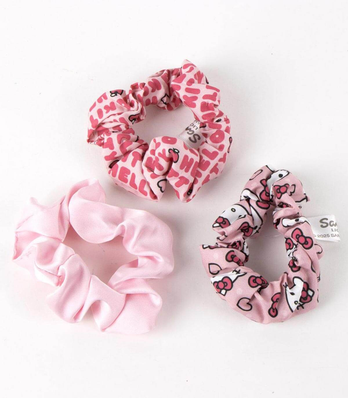 ELASTICE SCRUNCHIE 3 BUCĂȚI PE CARTON HELLO KITTY