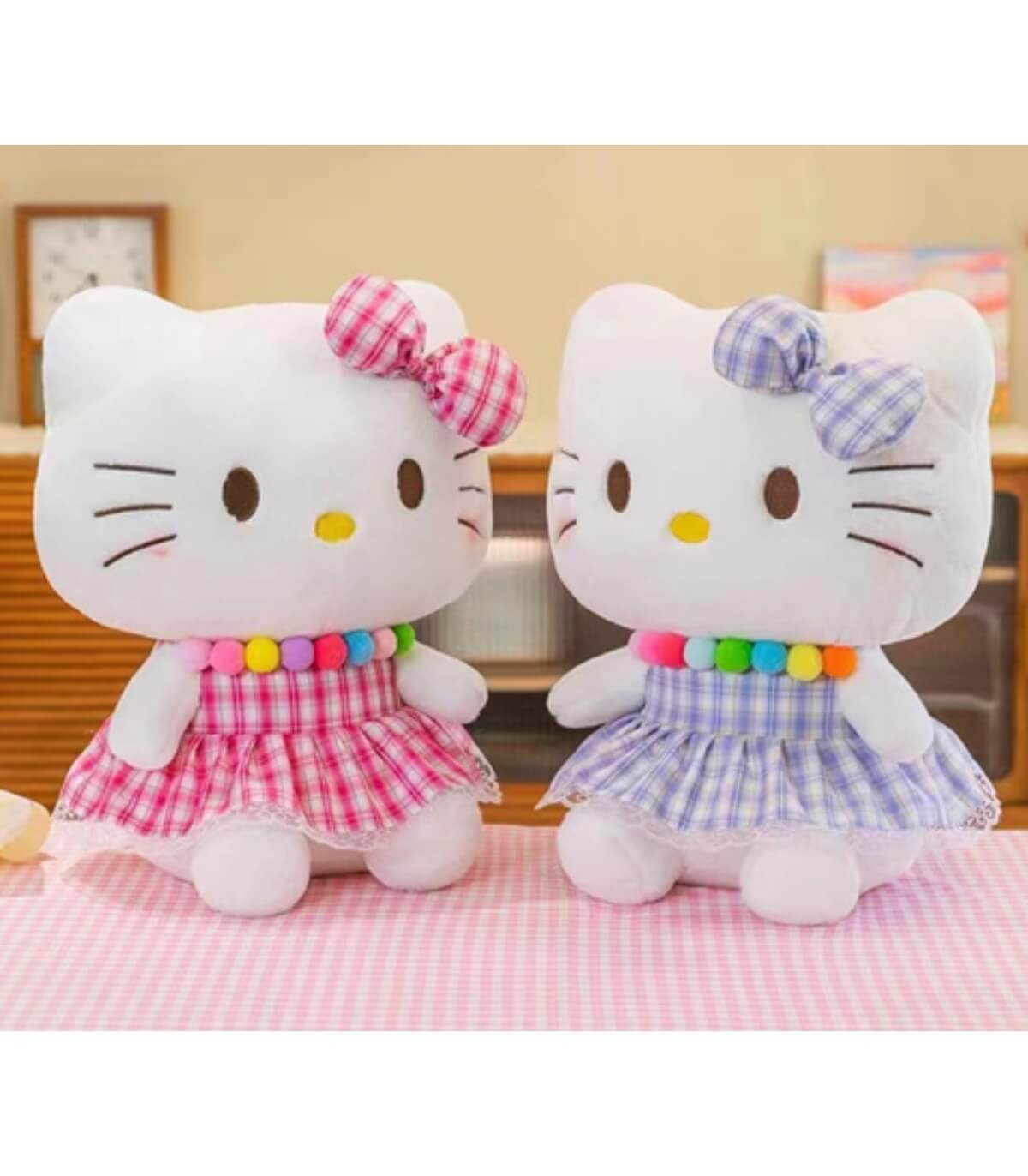 Pisică de pluș cu fundiță și rochie 45 cm 2 culori Armtoys
