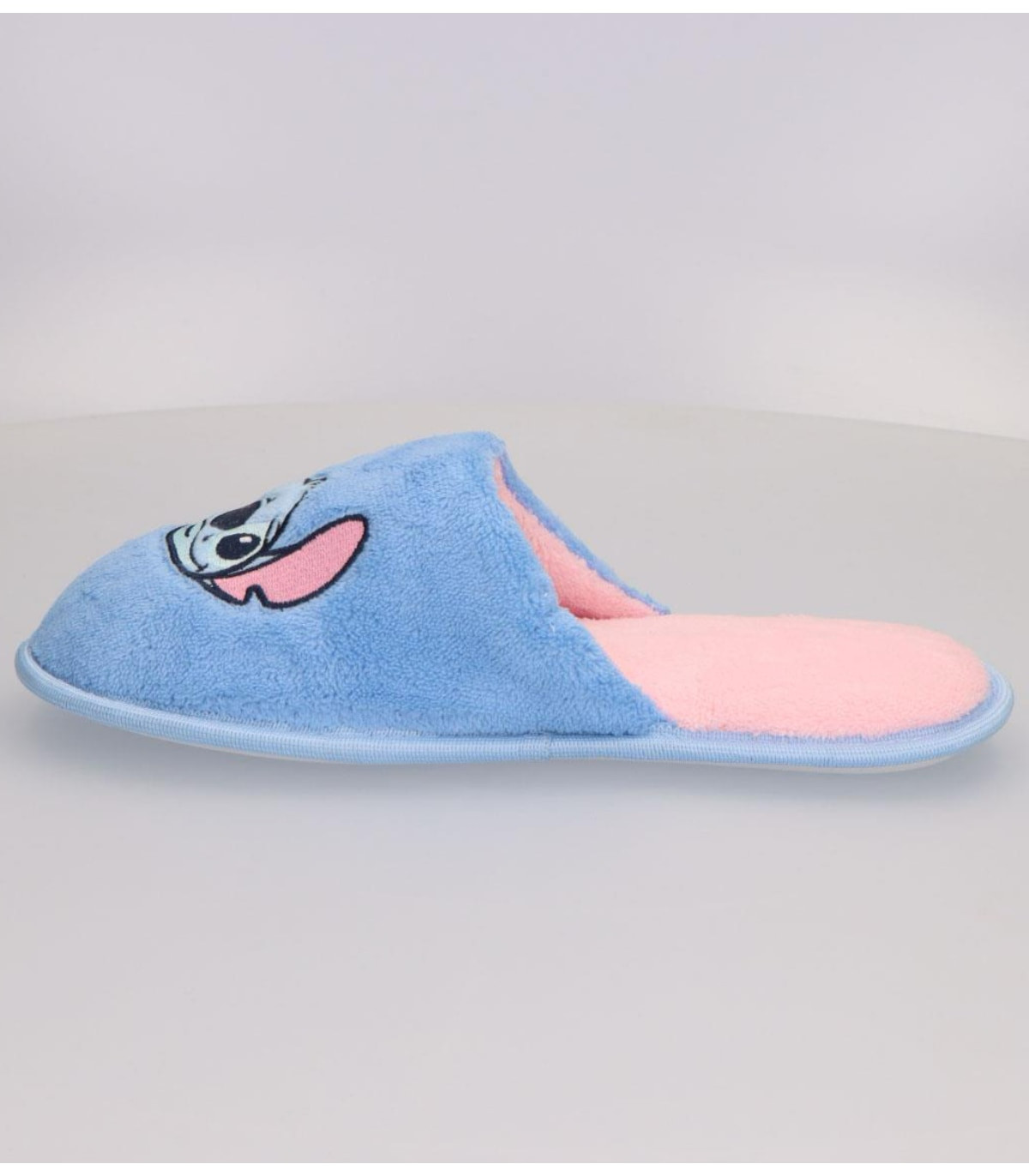 CIUCIU DE CASĂ PENTRU COPII CU BRODERIE STITCH 30-37 SERIE Cerda
