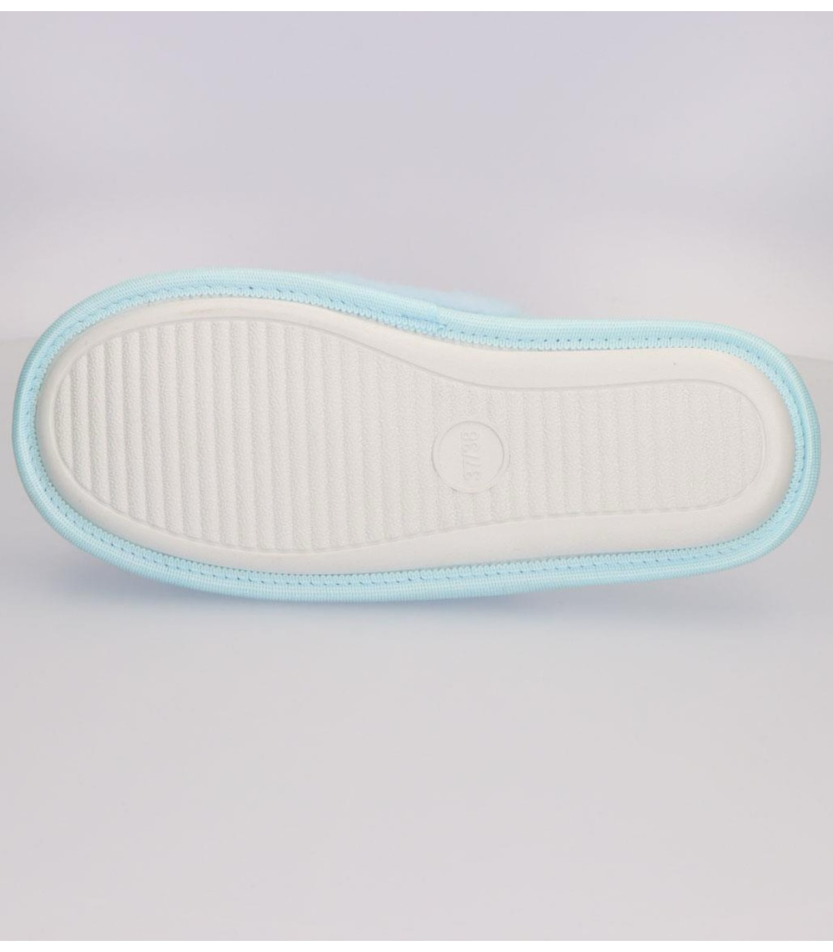 CIUPERCI DIN PLUȘ PENTRU COPII CU BRODERIE STITCH 30-37 SERIA Cerda