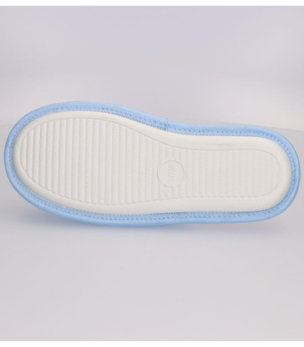 CIUCIU DE CASĂ PENTRU COPII CU BRODERIE STITCH 30-37 SERIE Cerda