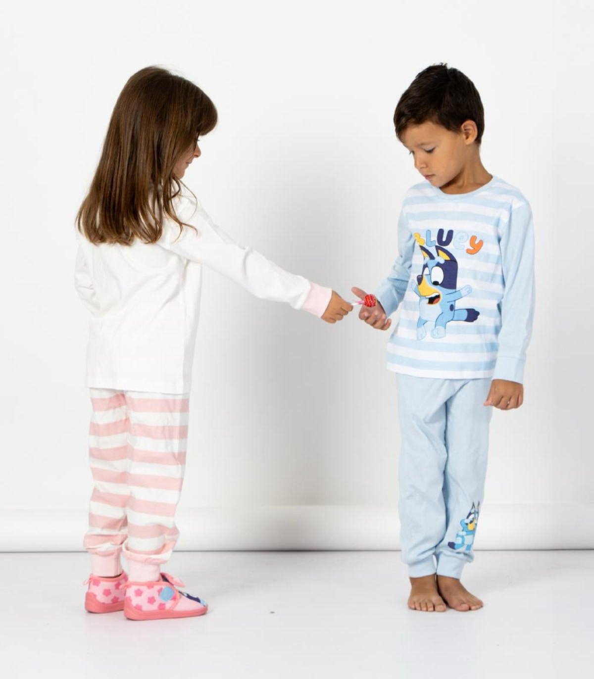 PYJAMA DE IARNĂ PENTRU COPII 3-6 ANI BLUEY BĂIEȚE Cerda